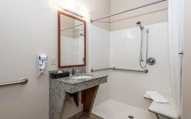 Candlewood Suites Burlington South by IHG