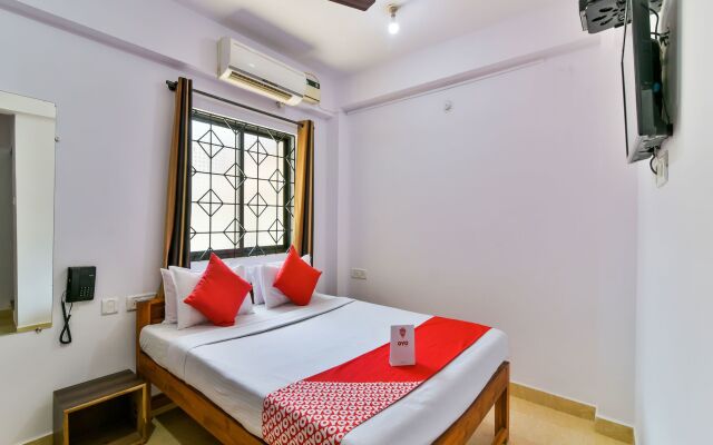 OYO Flagship 12884 Neelratna Guest House