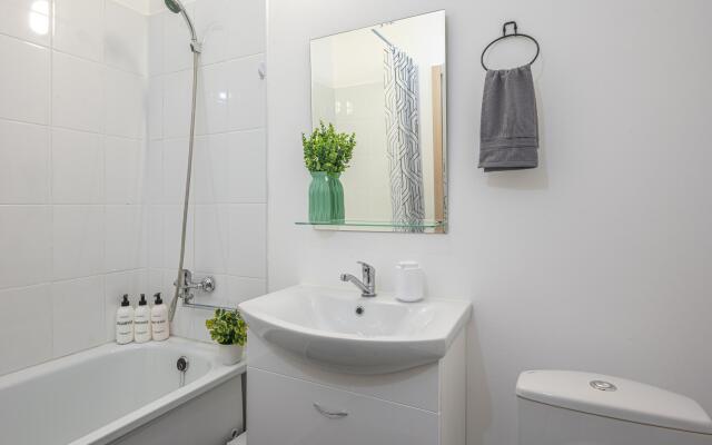 Просторная двухкомнатная квартира от Welcome V Ekb