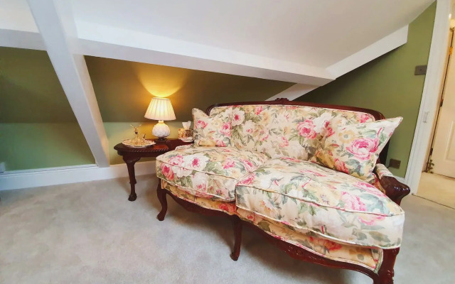 Plas Dinas Country House
