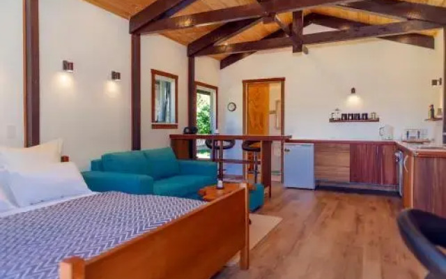 Kuaotunu Chalets