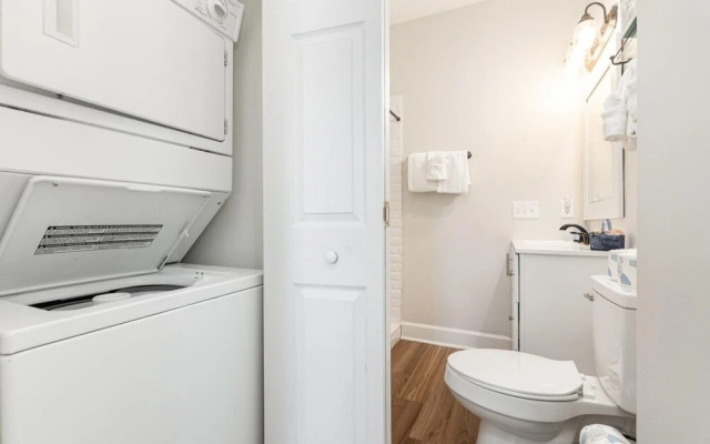 Magnolia Place 4643-202 1 Bedroom Condo