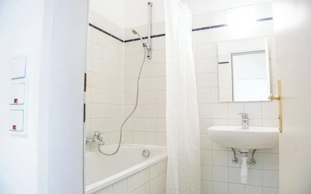 Comfortable 3BR Apartment for Groups