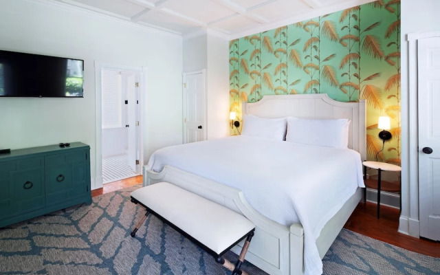 Coco Plum Inn
