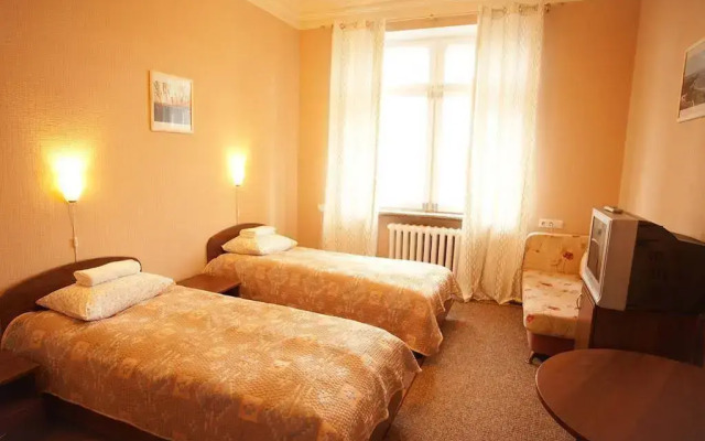 Noviy Arbat Hotel