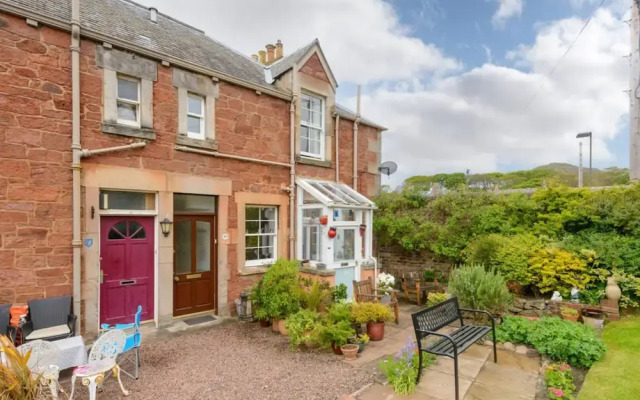 Dunlin - 1 Bedroom Seaside Apartment
