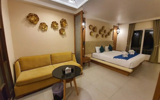 The Signature Hotel Thapae