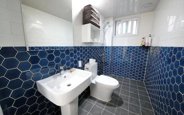 ZIBRO H guesthouse