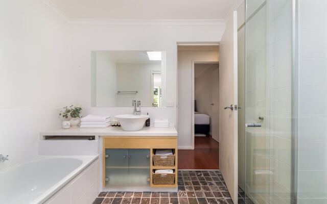 Modern 3BR in Macquarie