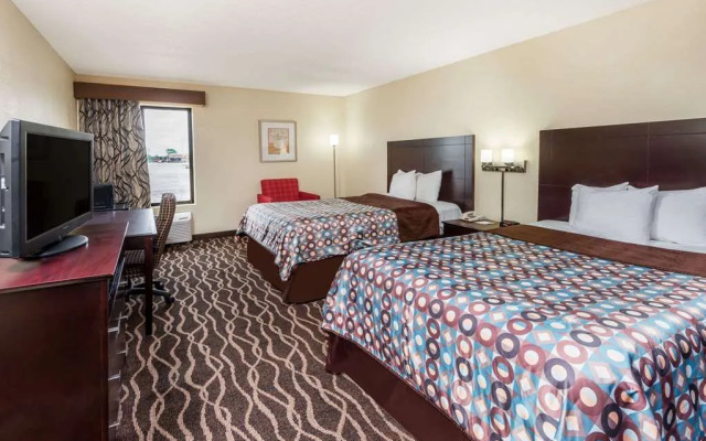 Days Inn & Suites by Wyndham Casey