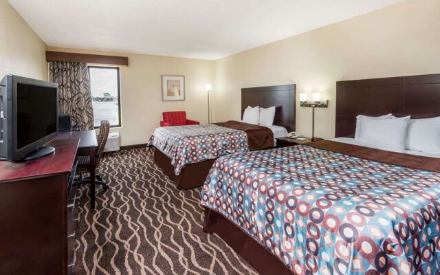 Days Inn & Suites Casey