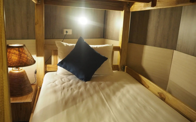 Sleep Walker Hotel Nawarat Bridge