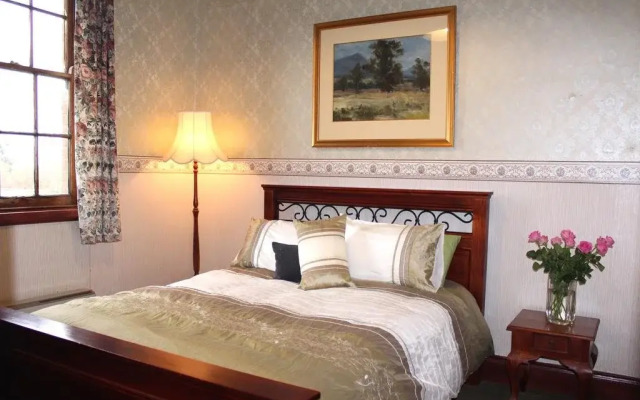 Woodend Old School House