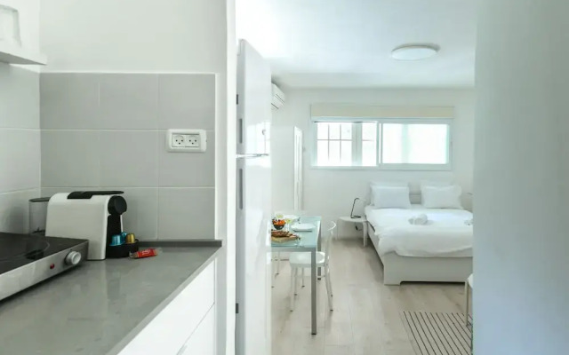 CozyStudio Apt in a vibrant neighborhood