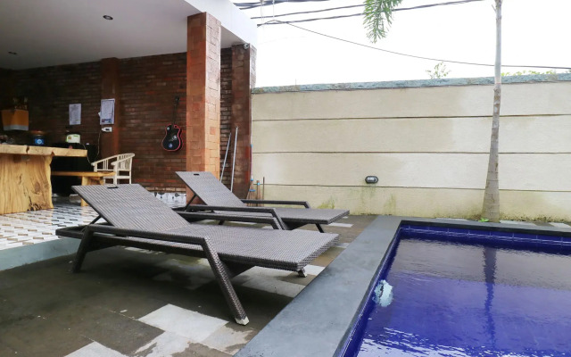 Aghasvina Guest House Canggu
