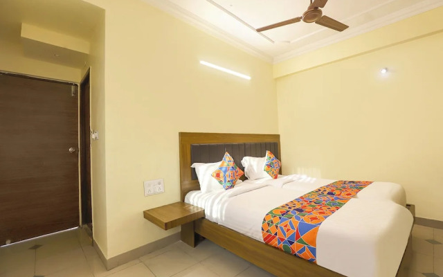 Fabhotel Gt Galaxy Park