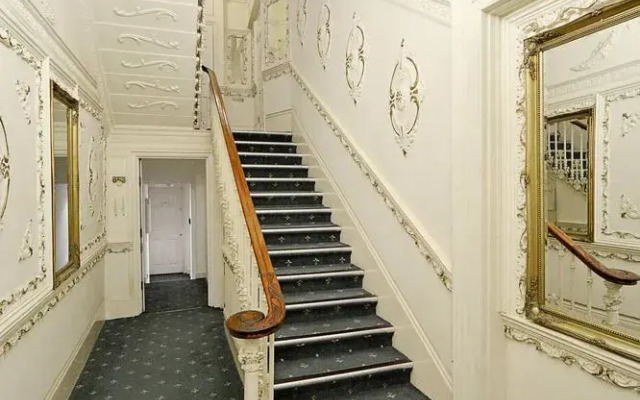 Leinster Gardens Studios