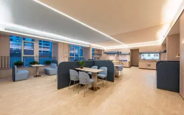 HanTing Hotel (Jinan Shandong International Convention and Exhibition Center)