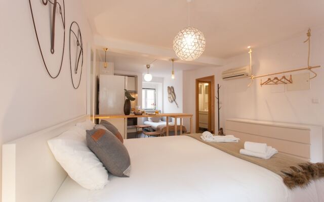 Moniz Studio by LU Holiday