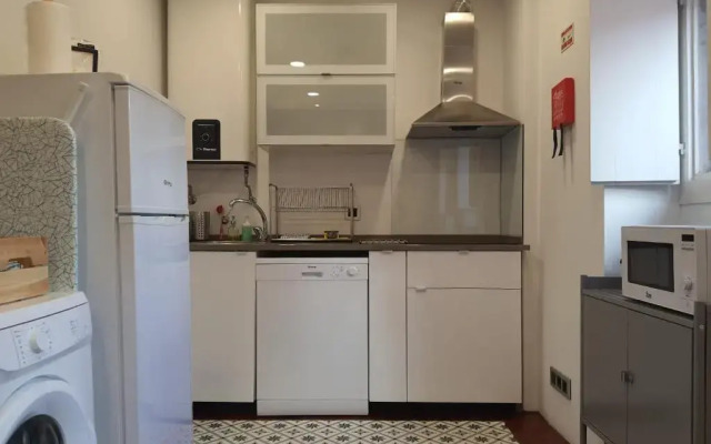 1881 Historical duplex Suite
