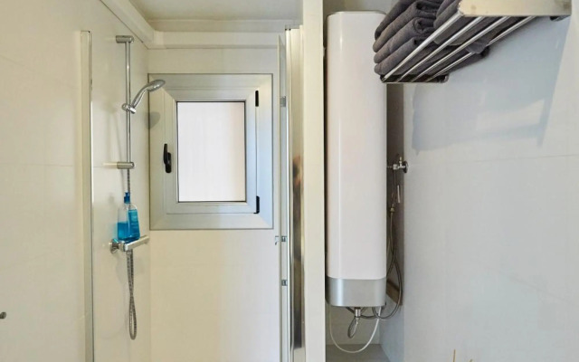 Sunny Beachfront Escape