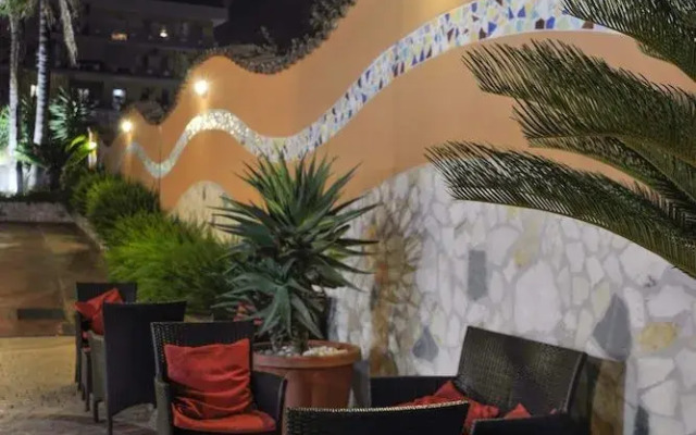 Nova Resort Hotel & Residence