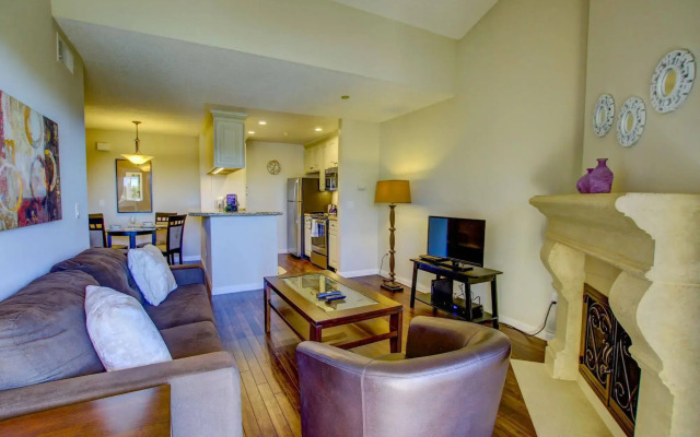 Sunshine Suites at Hillcrest