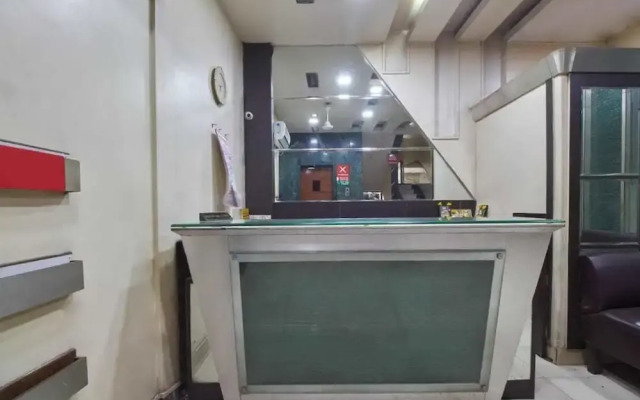 Hotel Yogi Broadway, Chembur