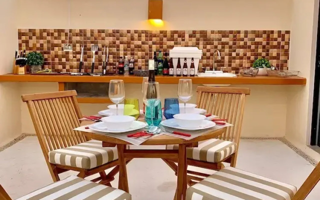 Sleeps 4-6-amazing 2 Bedroom Ph With Bbq & Jacuzzi