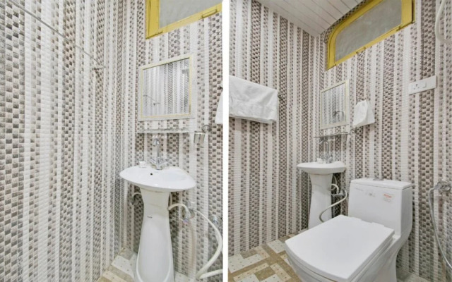Ajay Hotel
