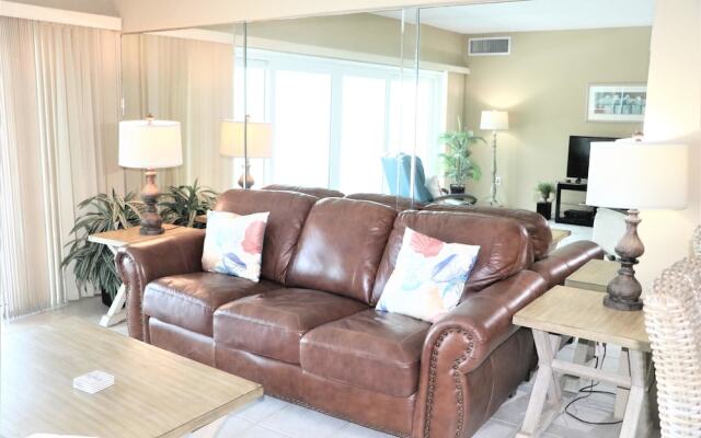 Jamaica Royale - T41 - 2 Br Condo