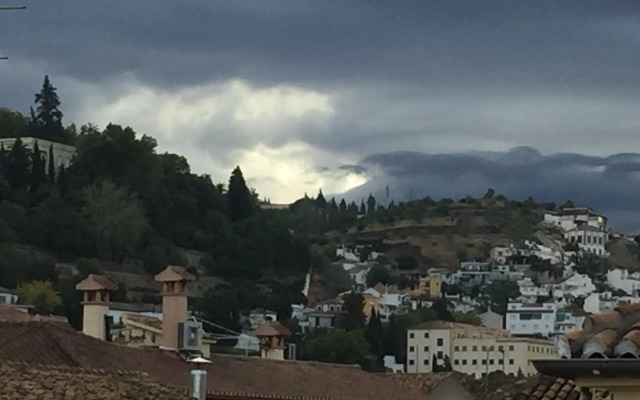 Apartment in the center of Granada, nearby Alhambra