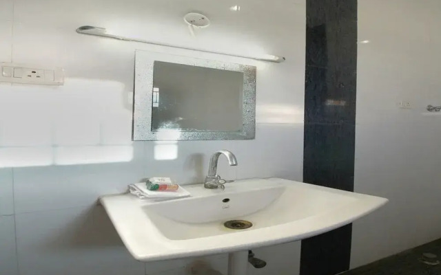 Hotel Vaani Villa by OYO Rooms