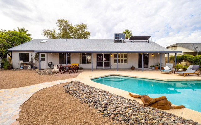 Royale Living in the Heart of Phoenix