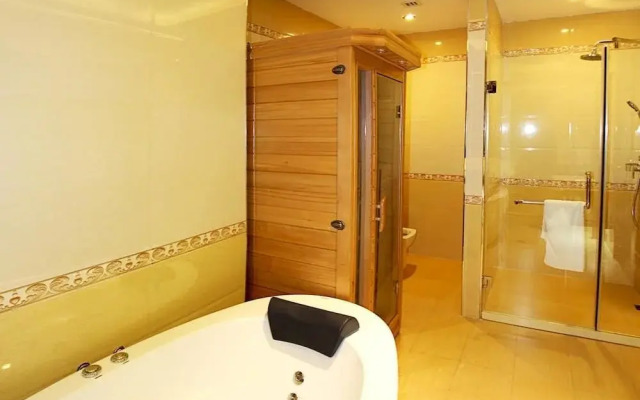 Linhai Hotel
