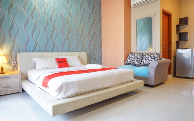 Residences by RedDoorz near Kemang Square – Guest Rooms – Jakarta