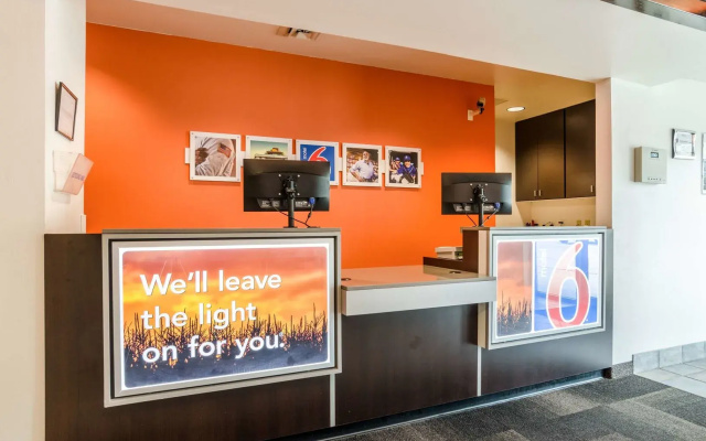 Motel 6 Kearney, NE