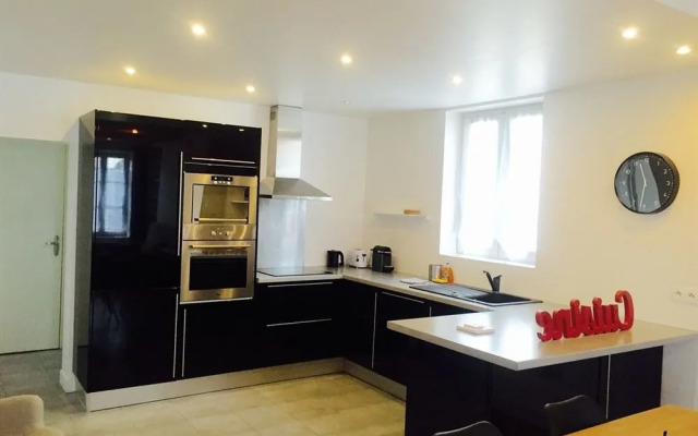 Apart By Jo - Proc 2D