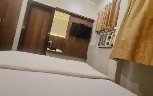 Hotel Sharda