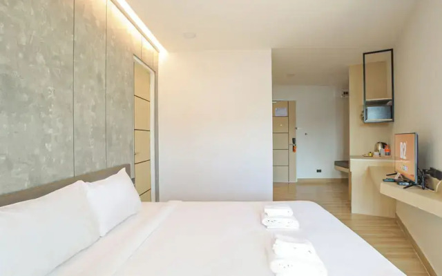 B2 Bang Saen Premier Hotel