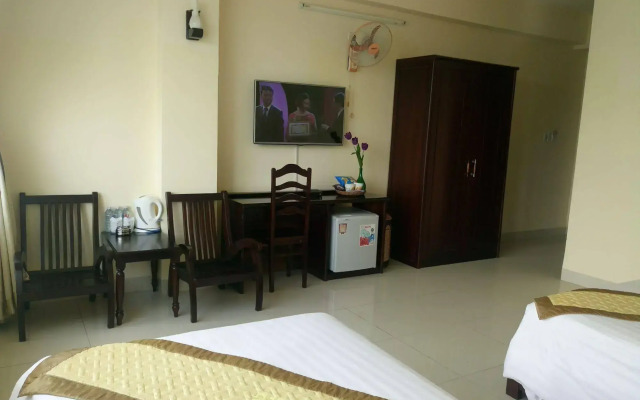 Queen Hotel Danang