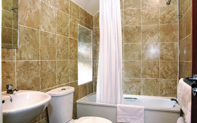 Central Hotel Golders Green