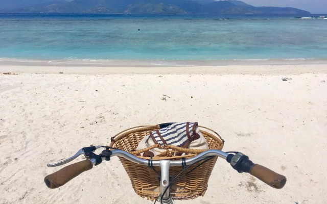 Gili Sands Hotel & Bar