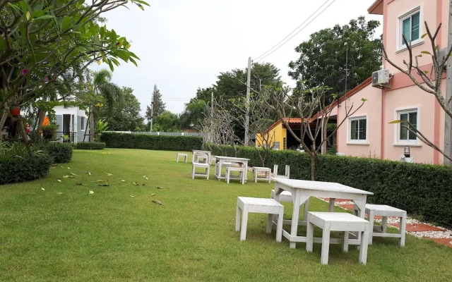 Ban Lek Resort