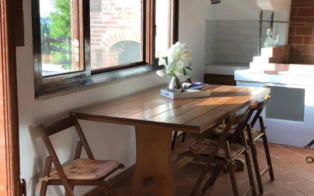 Chill out studio in the leafy Livadia village