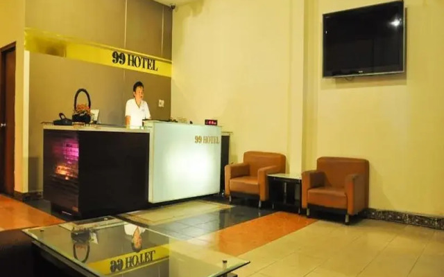 99 Hotel
