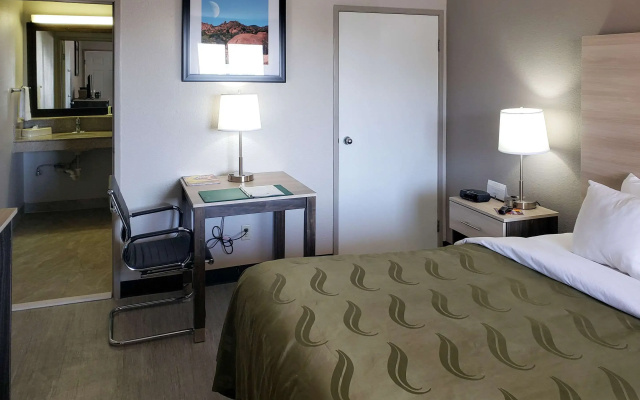 Quality Inn Airport East