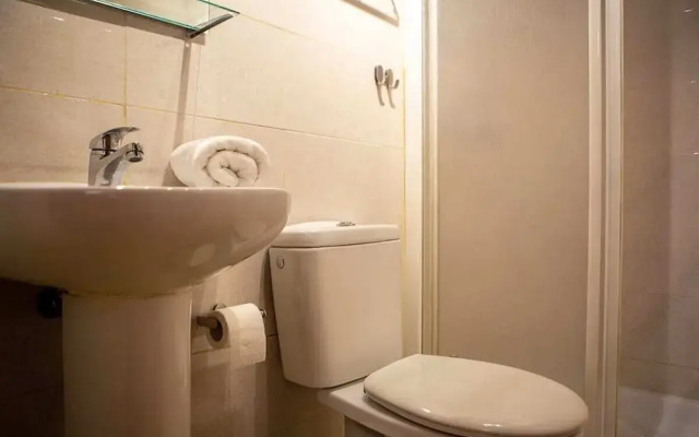 Cosy 1bed Apt in Madrid, 5mins to Metro