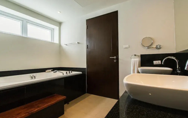 Dahlia 2 Bedroom Amazing Seaview