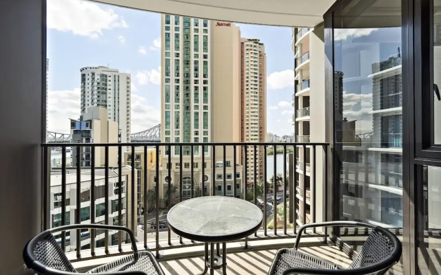 Spire Residences by CLLIX